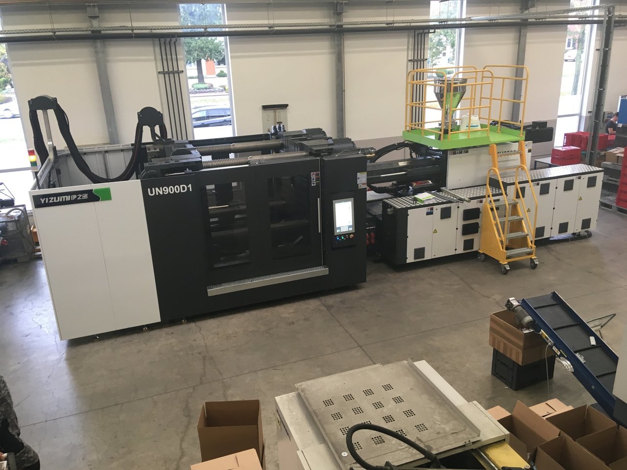 Nowack GmbH erhält neue Spritzgussmaschine Image 2