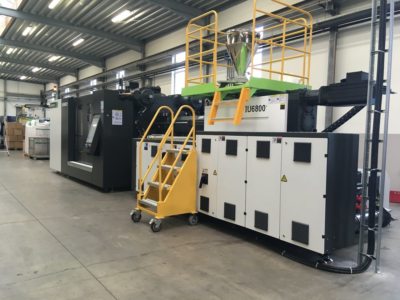 Nowack GmbH receives new injection molding machine