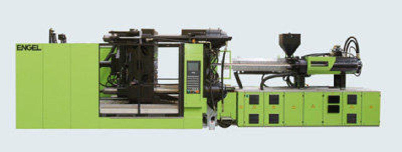 Neue Spritzgiessmaschine eingetroffen Image 1