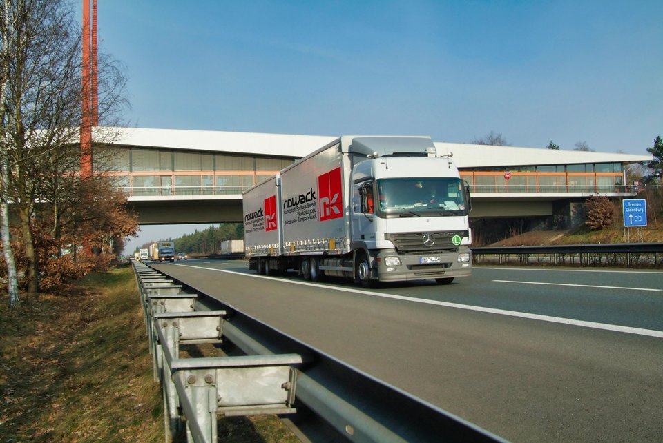LKW mit Nowack Aufdruck